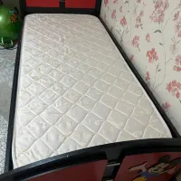 تخت نوجوان با تشک در حد نو|تخت و سرویس خواب|مرند, |دیوار