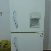 یخچال کاملا سالم و تمیز