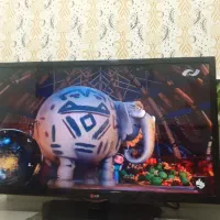 تلوزیون ال جی ۳۲ اینج بدونه هیچ مشکلی به شرط کار