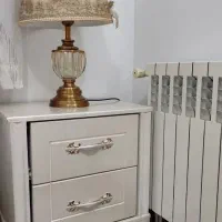 آباژور کنار تختی