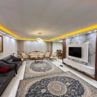 فروش اپارتمان ۹۴ متری سند تگ برگ زیر دانشگاه