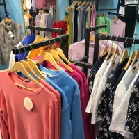 فروشنده خانم پاره وقت برای مزون در باشگاه زنانه