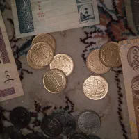 فروش تعدادی سکه وپول کاغذکلکسیونی زمان شاهی وخارجی|کلکسیون سکه، تمبر، اسکناس|شهریار, شهریار|دیوار