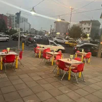 میز و صندلی