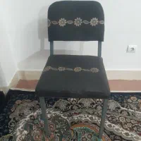 صندلی با روکش مخمل