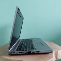 لپتاپ ۸ هسته ایی گرافیکدار i7 hp بی نقص|رایانه همراه|رشت, گلسار|دیوار