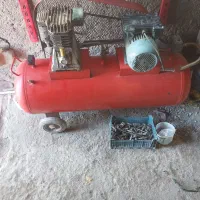 پمپ باد و دو عدد بکس بادی و یک عدد برقی