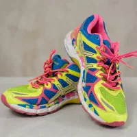 کتونی اورجینال asics سایز 40