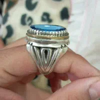 انگشتر جواهری توپاز