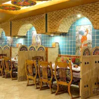 به چند نیروی کار جهت کار در کافه رستوران نیازمندیم