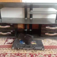 مبل و میز تلویزیون