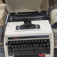 ماشین تایپ آنتیک برند brother