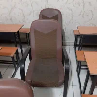 نیمکت و میز و صندلی انتظار