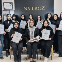 آموزش تضمینی کاشت ناخن فقط ۲ میلیون ۳۰۰