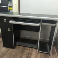 میز کامپیوتر چوبی