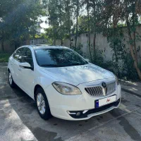 برلیانس ۳۳۰‌مدل۹۷ اتوماتیک موتوربزرگ کم‌کار|خودرو سواری و وانت|ارومیه, |دیوار