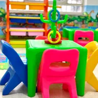 میز و صندلی مهدکودکی استار