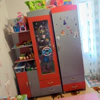 تخت و کمد و گلیم بچگونه