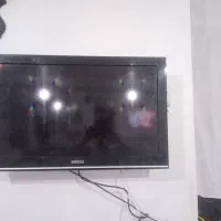 یک عدد  تلویزیون  ۳۲ اینج اسنو   درحد