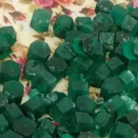 اکسسوری پذیرش ساخت وسایل سنگ مصنوعی و رزین