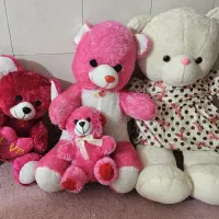 روروئک و تعدادی عروسک خرسی