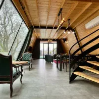 کلبه سویسی استخرروباز اب گرم  دو خوابه لوکس انزلی|اجارهٔ کوتاه‌مدت ویلا و باغ|رشت, گلسار|دیوار