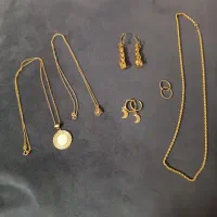 مقداری طلا همه نو اصلا استفاده نشده سبک وزن