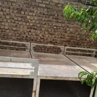 تخت آهنی بسیار مقاوم