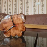 ساعت دیواری چوبی