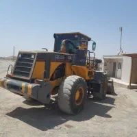 راننده کامیون و لودر