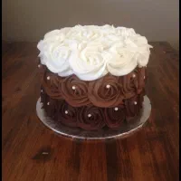 کیک تولد خانگی|خوردنی و آشامیدنی|تهران, خواجه نظام الملک|دیوار