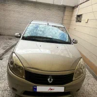 رنو ساندرو ۹۶ اتومات
