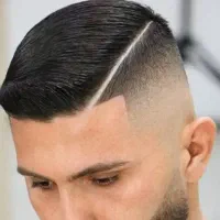 اصلاح سر و ریش اقایان همراه آنالیز چهره
