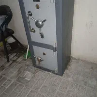گاو صندوق در حد نو