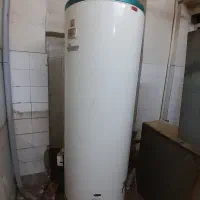 آبگرمکن زمینی،مخزن بزرگ