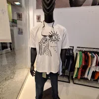 مانکن مردانه ایستاده