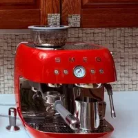 اسپرسو ساز نیمه صنعتی قرمز اسمگ مدل EGF03