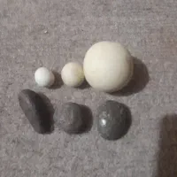 مقداری سکه قدیمی شاهی وسنگ ممهره کهنه به فروشی|کلکسیون سکه، تمبر، اسکناس|عطاملک, |دیوار