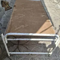 تخت یک نفره