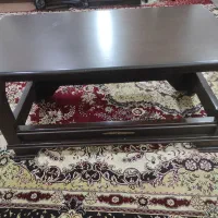 میز جلو مبلی و یک عسلی کارکرده