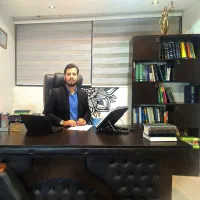 وکیل پایه یک دادگستری