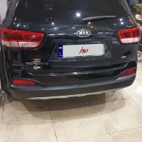 سورنتو۲۰۱۶ جی دی ای مشکی متالیک کم کارسند دست اول