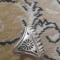 فروشی یک عددانگوشجرنقره