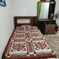 تخت یک نفره