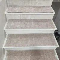 نصب گلیم فرش راه پله