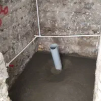 استخدام کارگر فنی آشنا به لوله کشی و برقکشی