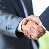 شریک و سرمایه گذار هستم