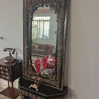 آینه کنسولی وساعت وبوفه به فروش میرسه