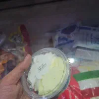 فروشنده با حقوق بالا