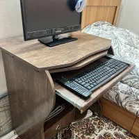 میز کامپیوتر